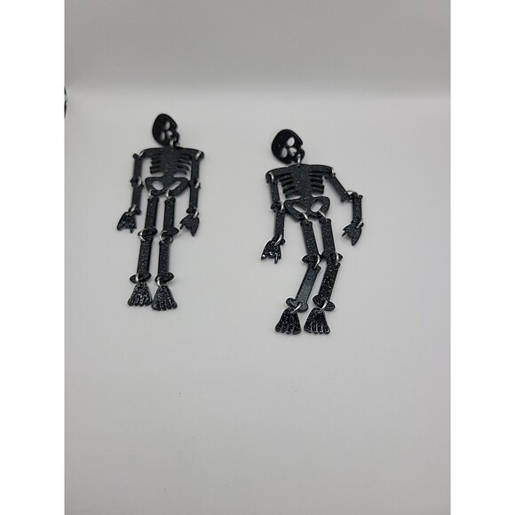 Vintage Earrings Pierced Stud Post Skeleton Articulated Halloween Jewelry - Picture 10 of 10